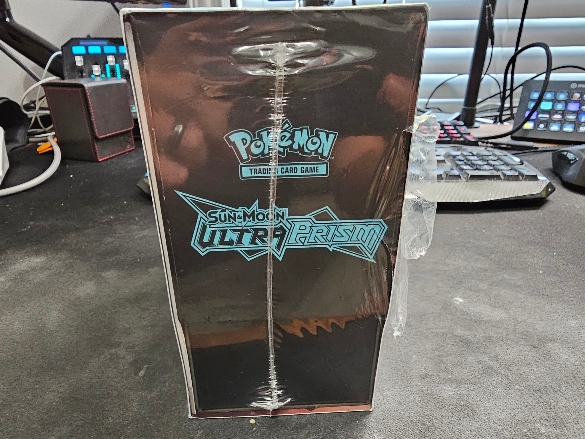 Pokemon TCG: Sun & Moon-Ultra Prism Elite Trainer Box (Dawn Wings Necr Jeffthrowcards Pokemon TCG: Sun & Moon-Ultra Prism Elite Trainer Box (Dawn Wings Necr Jeffthrowcards
